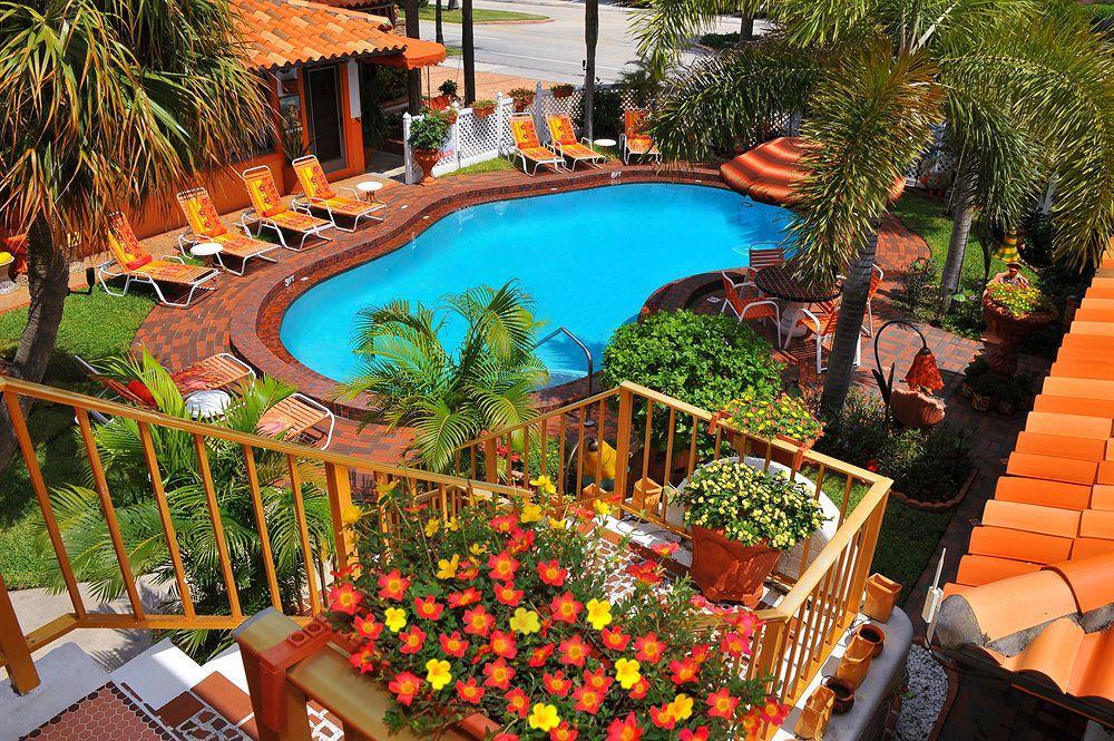 Blue Seas Courtyard Hotel Lauderdale-by-the-Sea Exterior photo