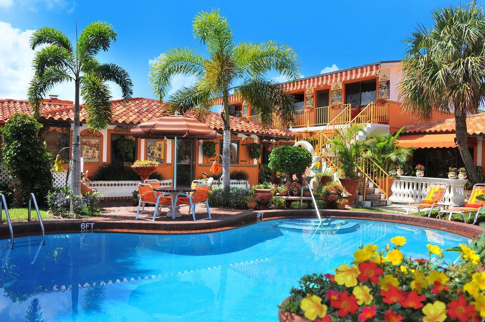 Blue Seas Courtyard Hotel Lauderdale-by-the-Sea Exterior photo