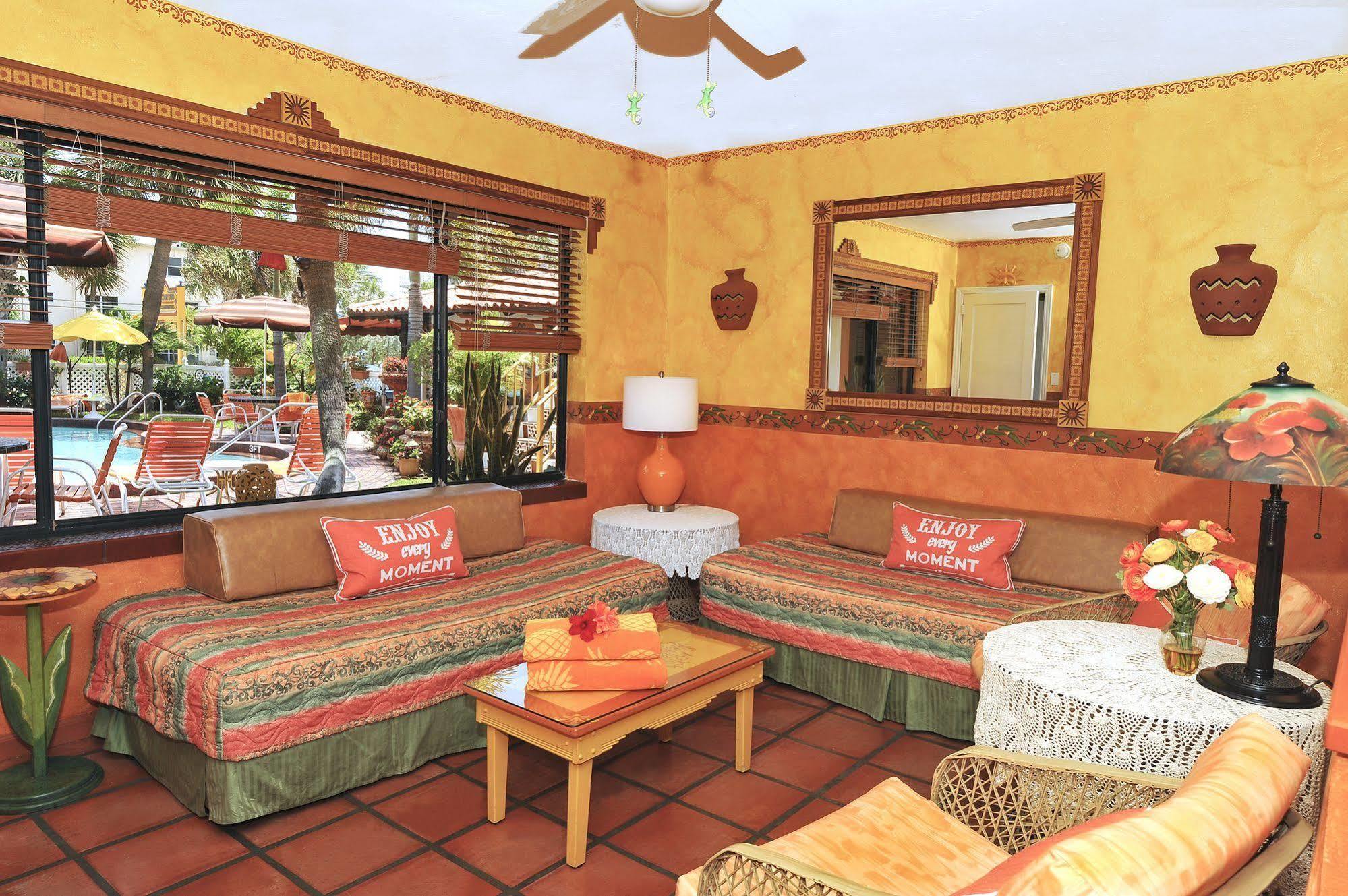 Blue Seas Courtyard Hotel Lauderdale-by-the-Sea Exterior photo