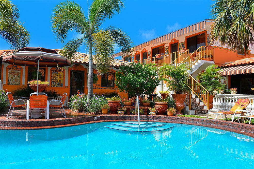 Blue Seas Courtyard Hotel Lauderdale-by-the-Sea Exterior photo